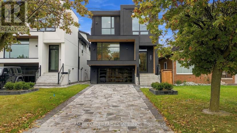957 Halliday Avenue, Mississauga
