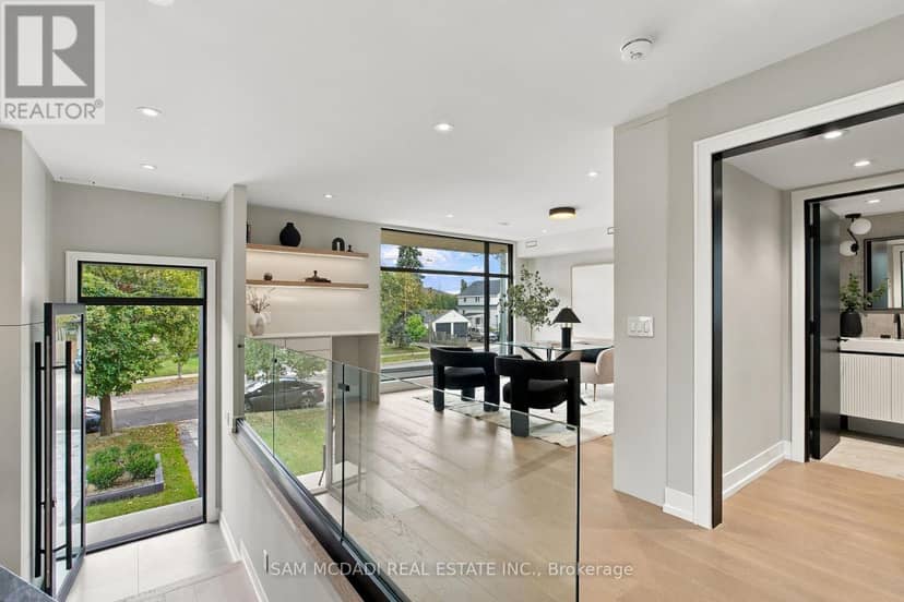 957 Halliday Avenue, Mississauga, photo 2