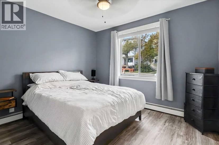 101, 3501 15 Street SW — photo 20 of 32