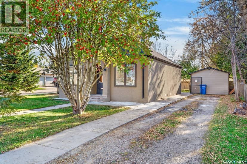 347 8th STREET E, Prince Albert, photo 2