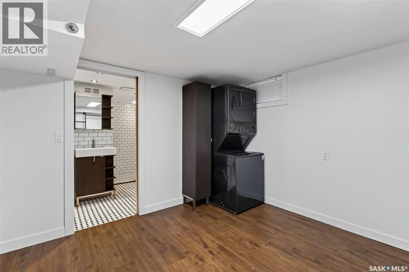 347 8th STREET E — photo 33 of 40