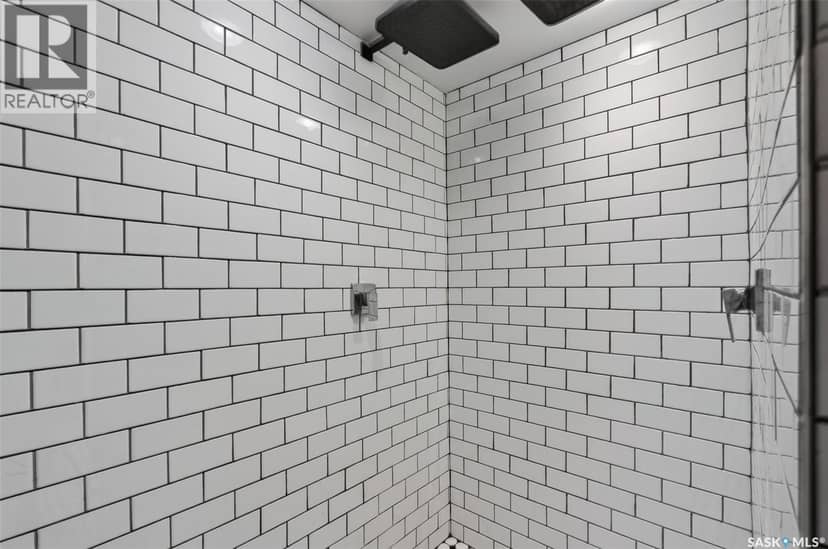 347 8th STREET E — photo 37 of 40