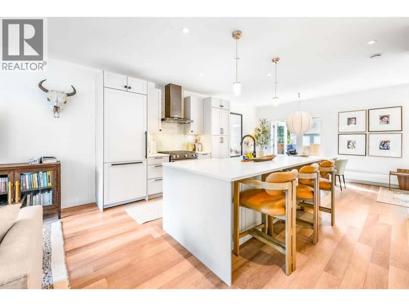 127 525 E 2ND STREET, North Vancouver, photo 6