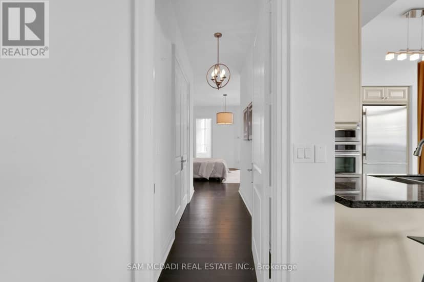PH3 - 50 Absolute Avenue — photo 12 of 38