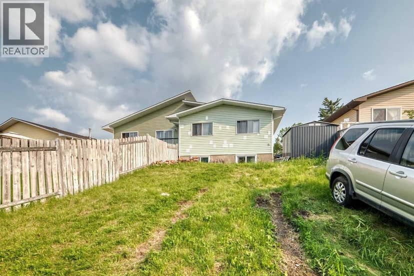 553 Macewan Drive NW — photo 37 of 38
