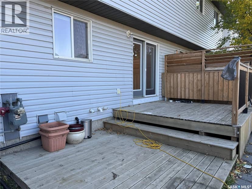 158 East Hampton BOULEVARD — photo 33 of 38