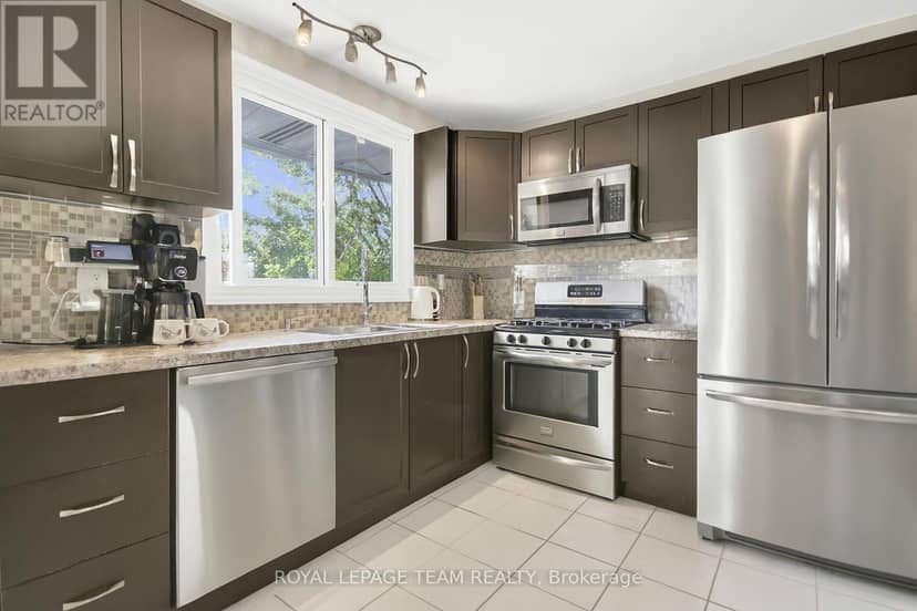 64 Owlshead Road — photo 15 of 40