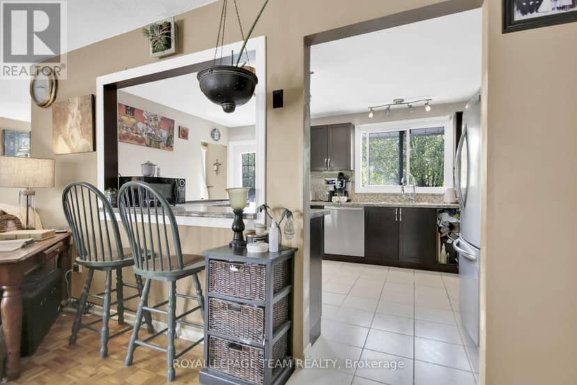 64 Owlshead Road — photo 21 of 40