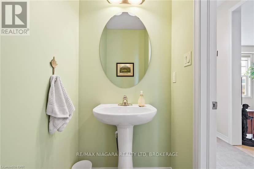 63 Brock Street — photo 15 of 38