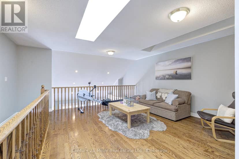 3202 Epworth Crescent — photo 23 of 40