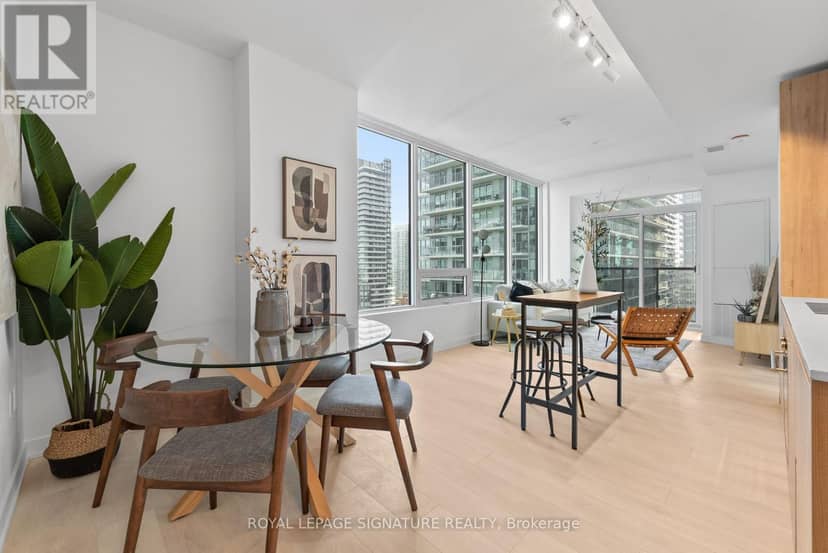 3102 - 117 Broadway Avenue — photo 10 of 21