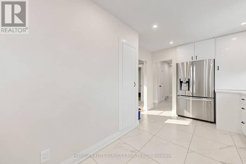 76 Gooderham Drive — photo 13 of 40