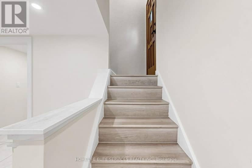 76 Gooderham Drive — photo 26 of 40