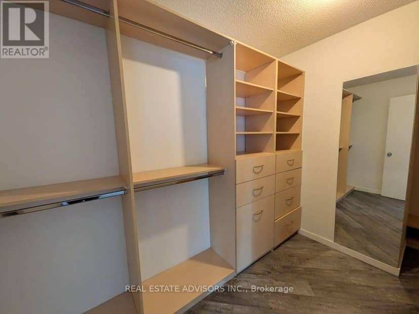 838 - 250 Manitoba Street — photo 15 of 25
