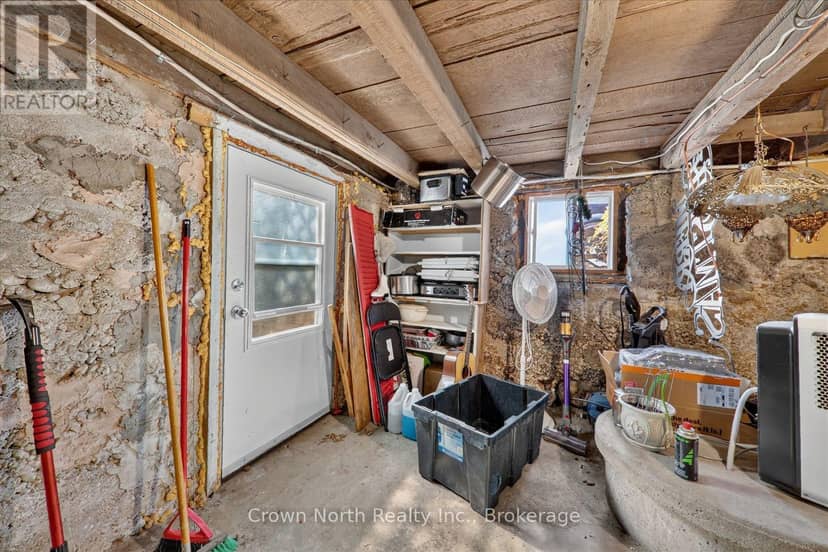 132 Glengarry Road — photo 31 of 40