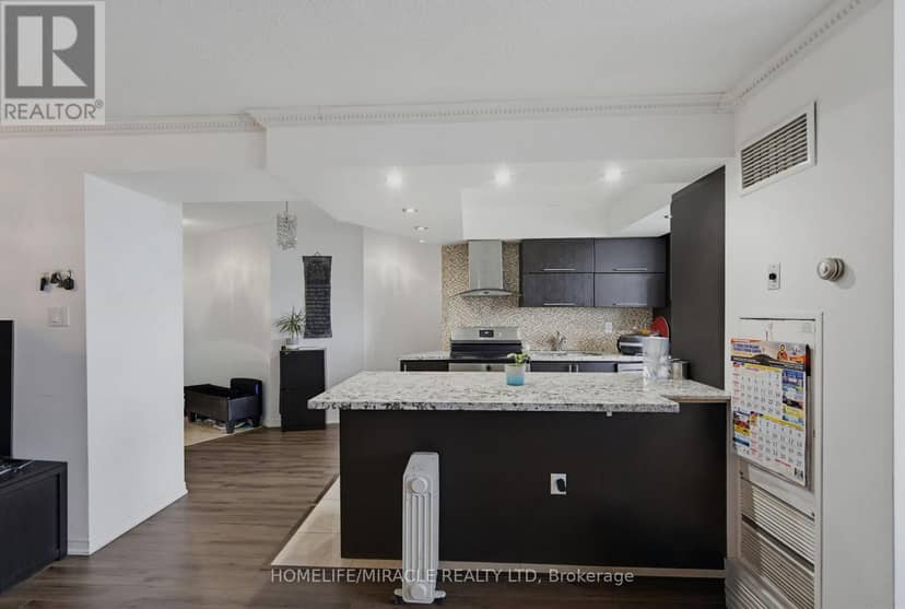 PH211 - 7250 Yonge Street — photo 17 of 31