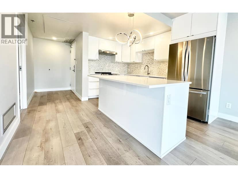 2008 808 NELSON STREET, Vancouver, photo 3