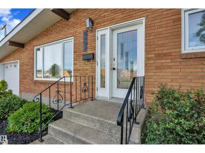8803 68A ST NW — photo 14 of 40