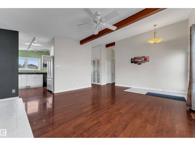 8803 68A ST NW — photo 17 of 40