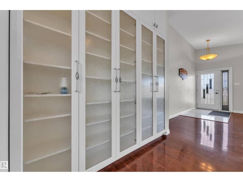 8803 68A ST NW — photo 23 of 40