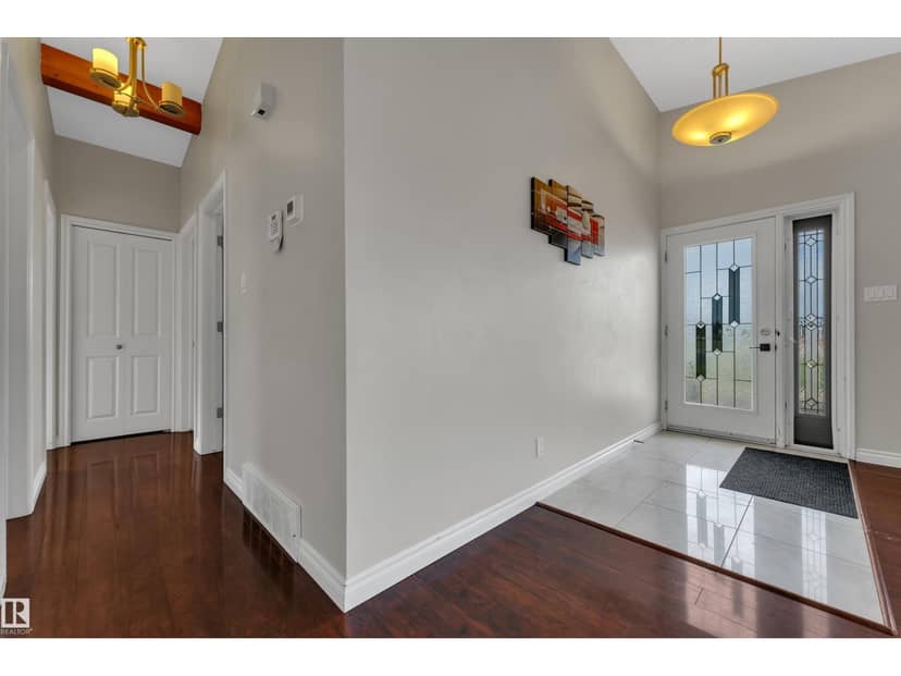 8803 68A ST NW — photo 25 of 40