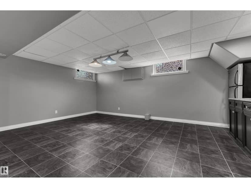 8803 68A ST NW — photo 36 of 40