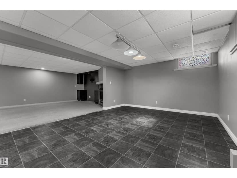 8803 68A ST NW — photo 38 of 40