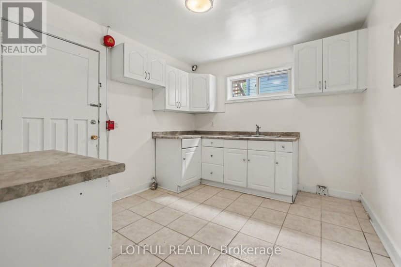 118 Marier Avenue, Ottawa, photo 5