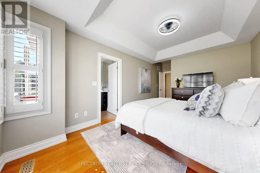 254 John Street — photo 25 of 40