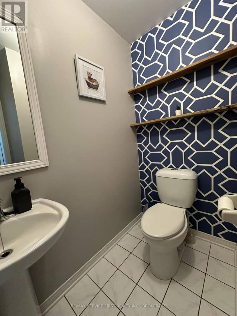 1019 Springfield Drive — photo 19 of 38