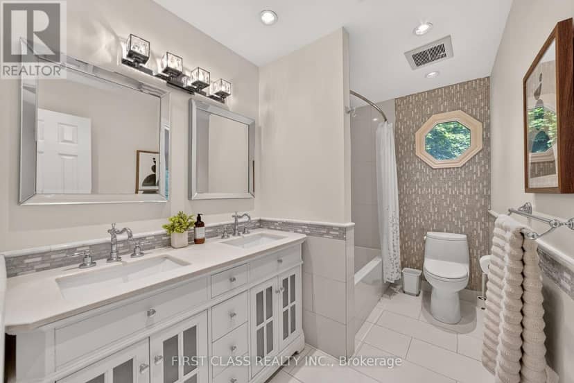 19 Tomlinson Circle — photo 32 of 40