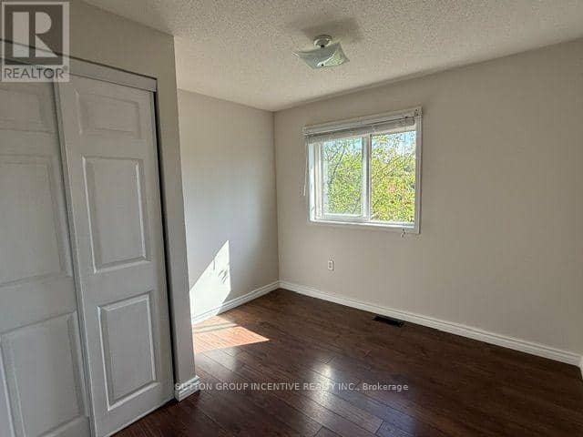 28 Weymouth Road, Barrie, photo 8