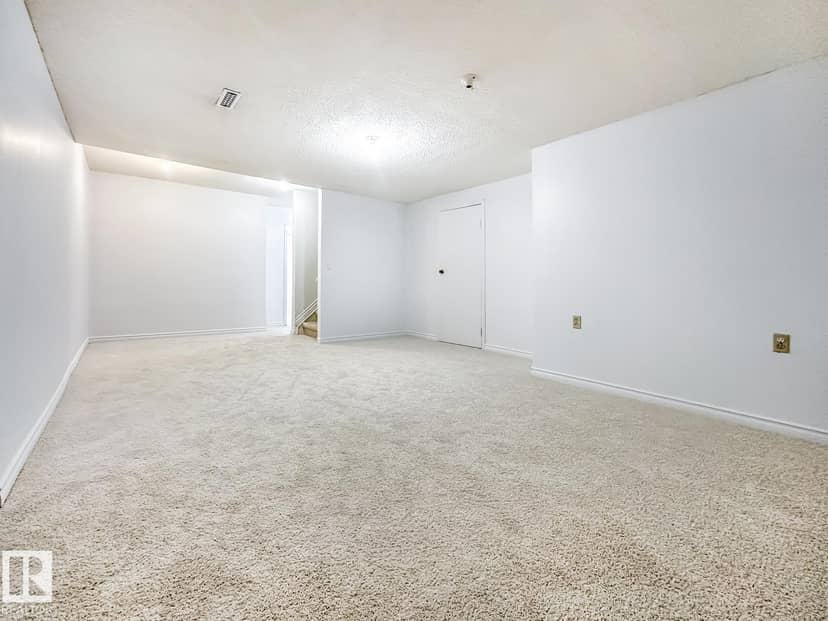 8504 173 ST NW — photo 35 of 40
