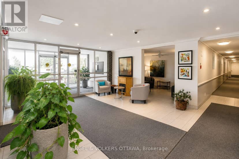210 - 2400 Virginia Drive, Ottawa, photo 3