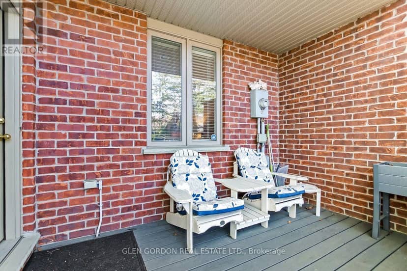5 - 417 Hyde Park Road — photo 25 of 36