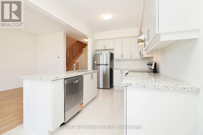 1052 Periwinkle Crescent — photo 17 of 28