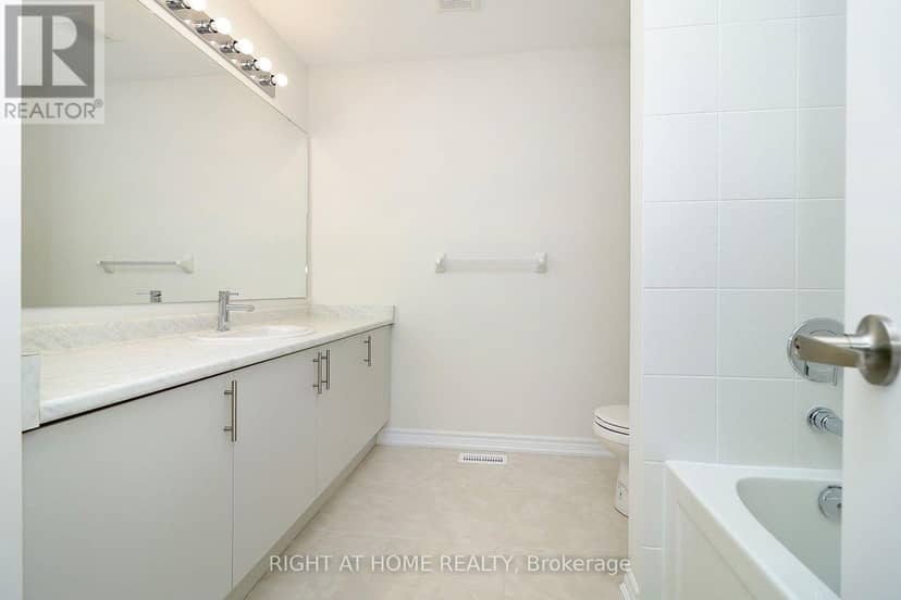 1052 Periwinkle Crescent — photo 26 of 28