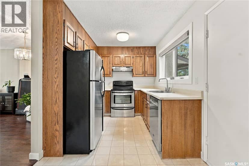 15 425 Pinehouse DRIVE — photo 10 of 40