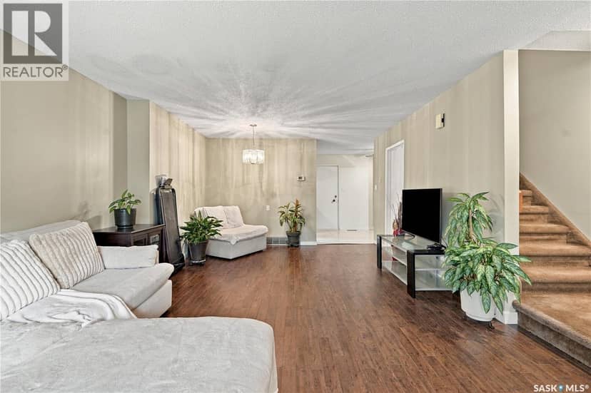 15 425 Pinehouse DRIVE — photo 9 of 40
