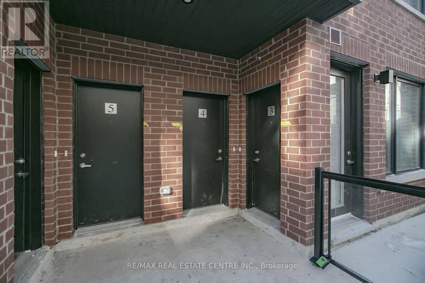 4 - 3556 Colonial Drive — photo 2 of 40