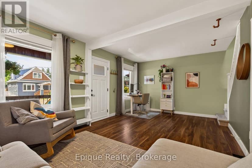 93 Graham Avenue S — photo 9 of 40