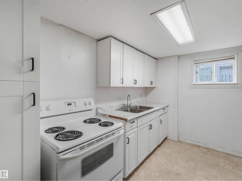 11233 103 ST NW — photo 40 of 40