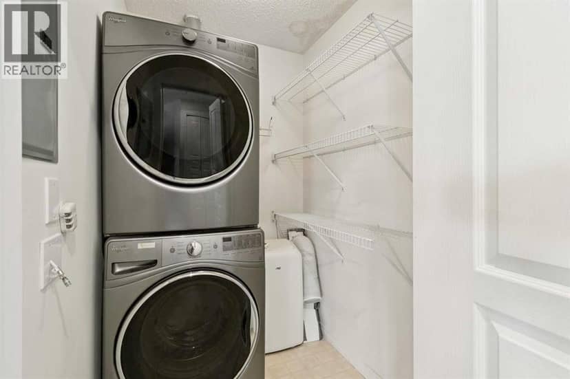 340, 22 Richard Place SW — photo 26 of 39