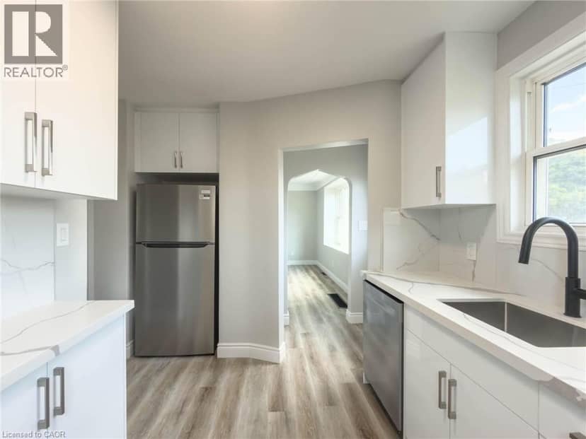 20 PATRICIA Place — photo 15 of 40