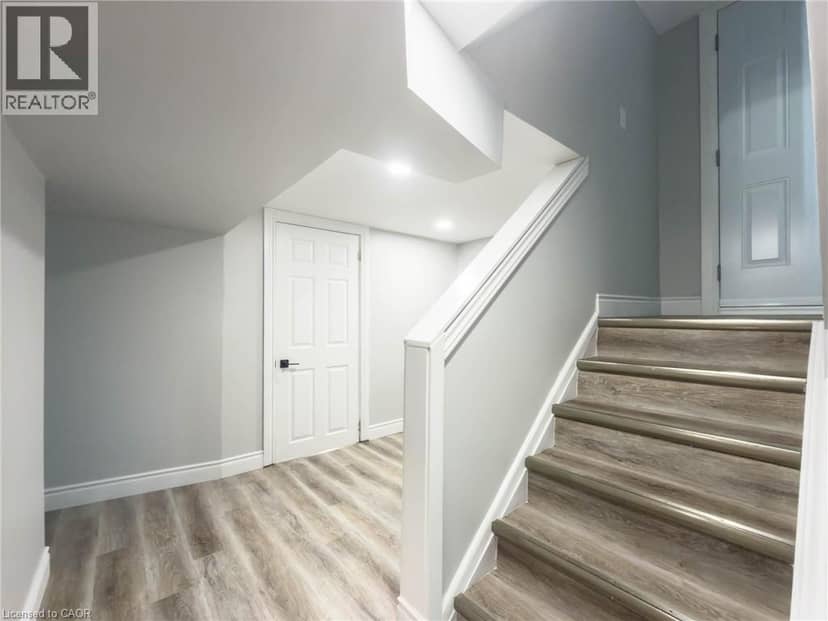 20 PATRICIA Place — photo 31 of 40