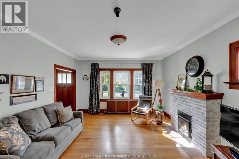 203 Talbot STREET East — photo 11 of 40