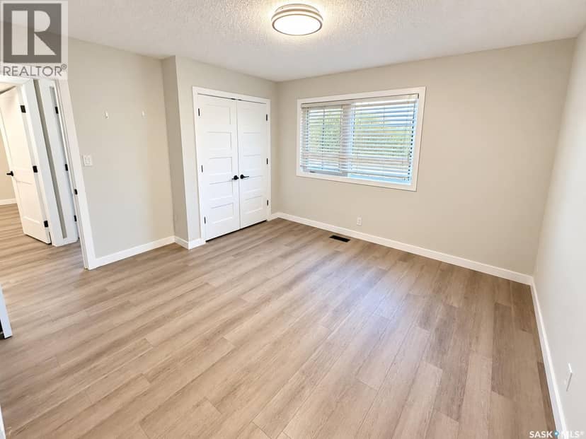 5810 Sherwood DRIVE — photo 20 of 40