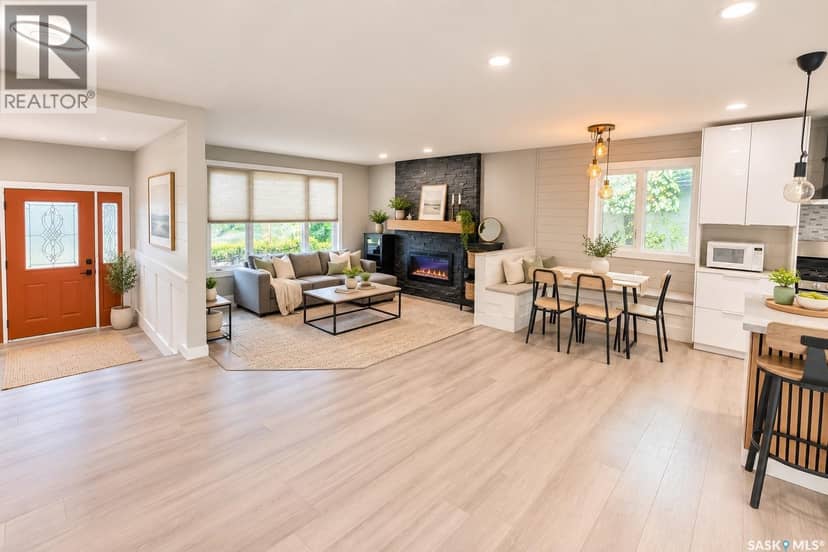 5810 Sherwood DRIVE — photo 7 of 40