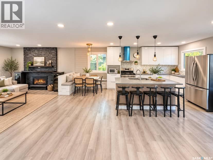 5810 Sherwood DRIVE — photo 8 of 40