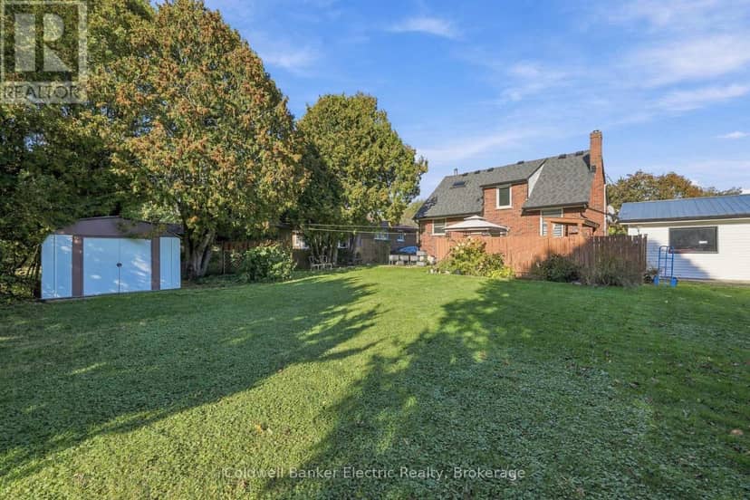 13 Coverdale Avenue — photo 37 of 40